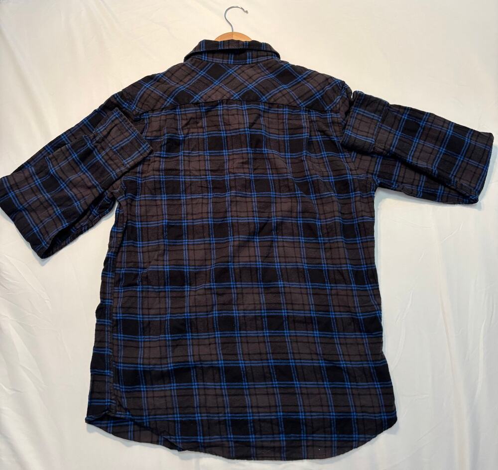 Quiksilver Blue & Grey Short Sleeve Plaid Button-Up Shirt w/ Sleeve Pockets